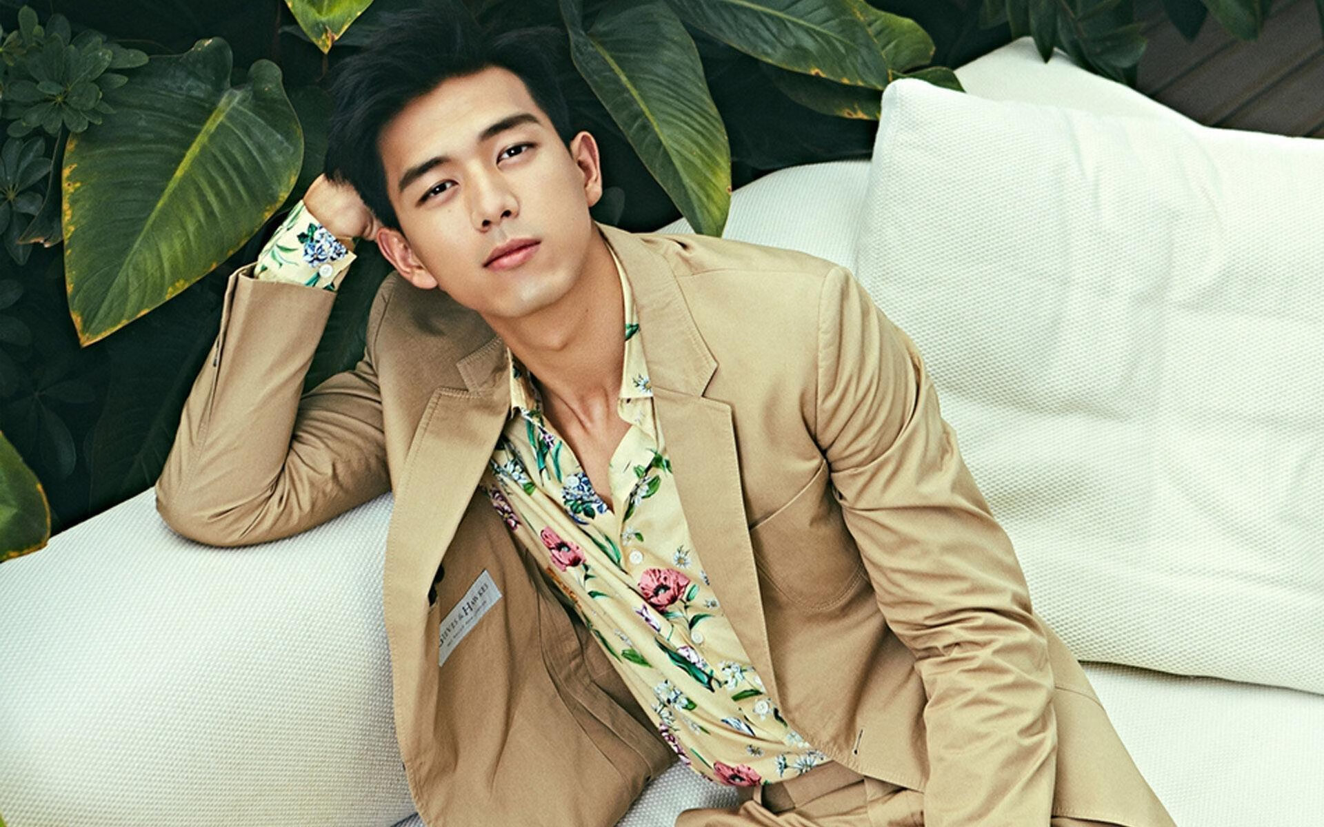 勇士大胜独行侠，库里三分11中9手感火烫，库里31分三分大赛