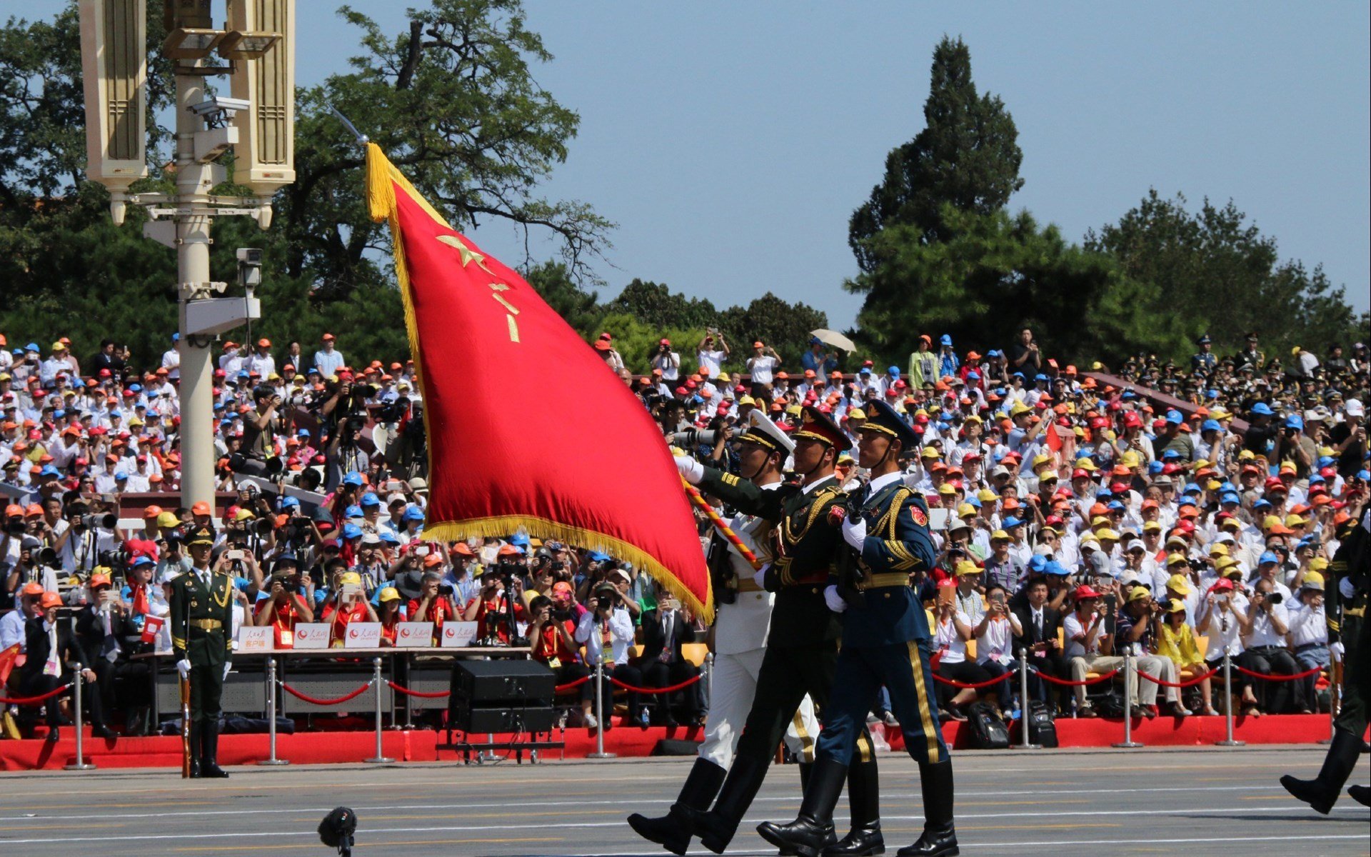 希腊女篮在欧洲锦标赛中再度夺冠，单骑闯天涯，希腊欧洲杯赛程