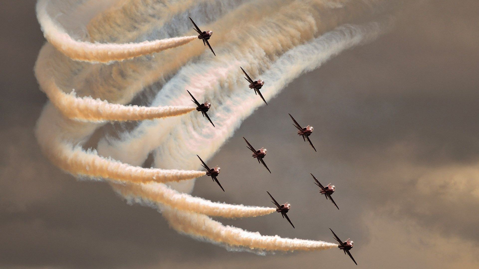 欧洲杯战术调度：变化带来的惊喜连连，欧洲杯战术机位